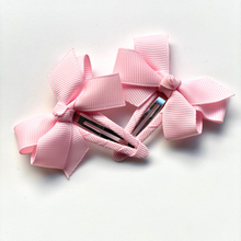 Load image into Gallery viewer, Gentle Close Hair Bow for Busy Toddlers